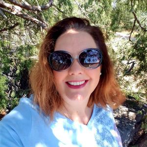 Meet your Posher, Angela